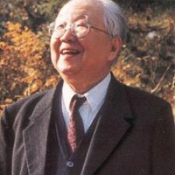 启功
