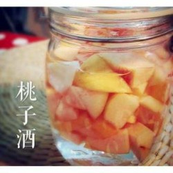 自酿桃子酒的方法很简单，没想象中那么难 