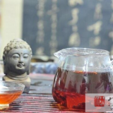 如何鉴别古树茶与台地茶的特点