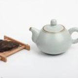 汝窑茶具冲泡普洱茶的方法