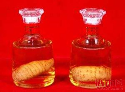少数民族的配制酒五花八门 丰富多样 