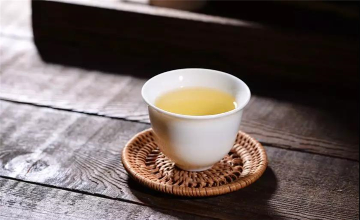 好茶离不开好壶，紫砂壶不同泥料应该泡什么茶？